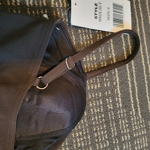 𝅺2pc Penbrooke swimsuit size 8 VBS - Picture 2 of 5